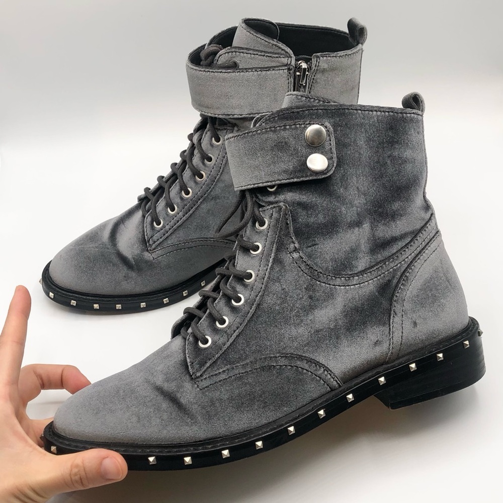Vince Camuto Grey Gun Metal Velvet Studded Combat Booties Women’s Size 9